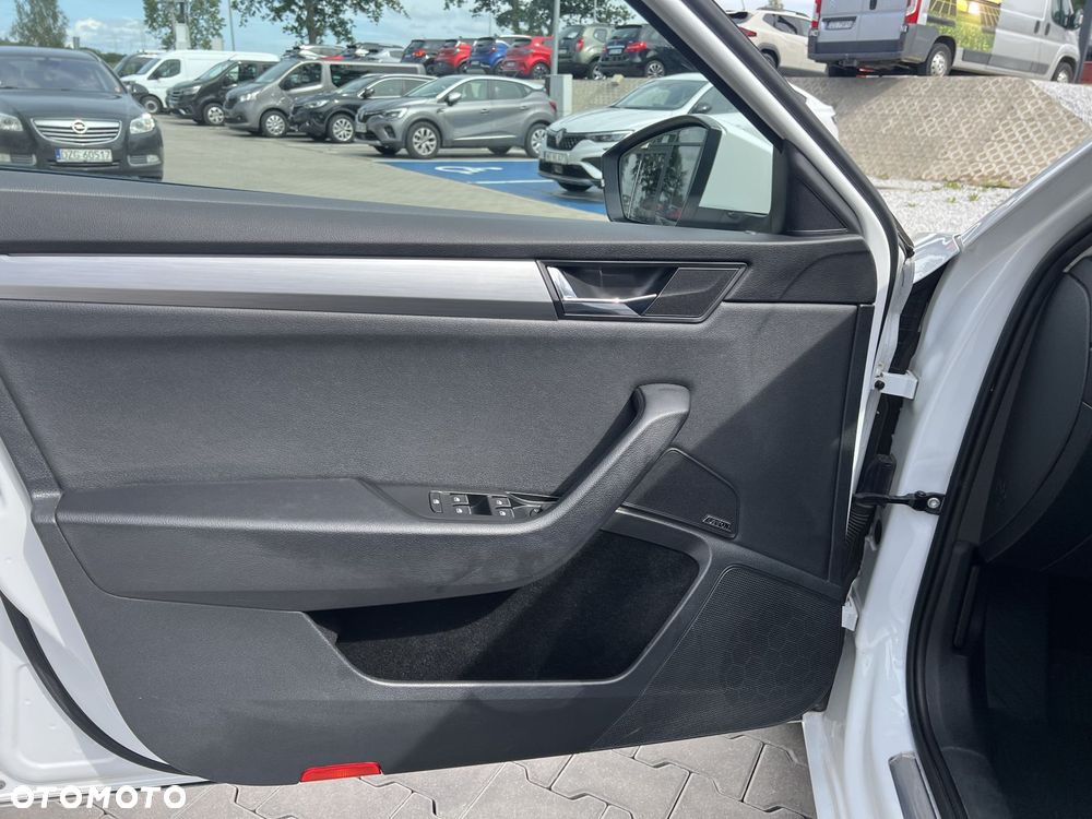 Skoda Superb 2.0 TDI 4x4 Style DSG - 10