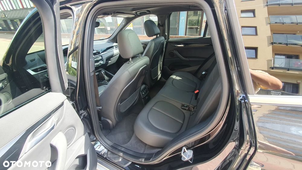 BMW X1 xDrive25i xLine - 13