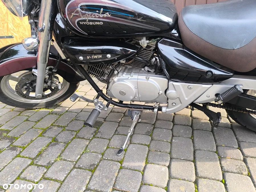 Hyosung GV - 4
