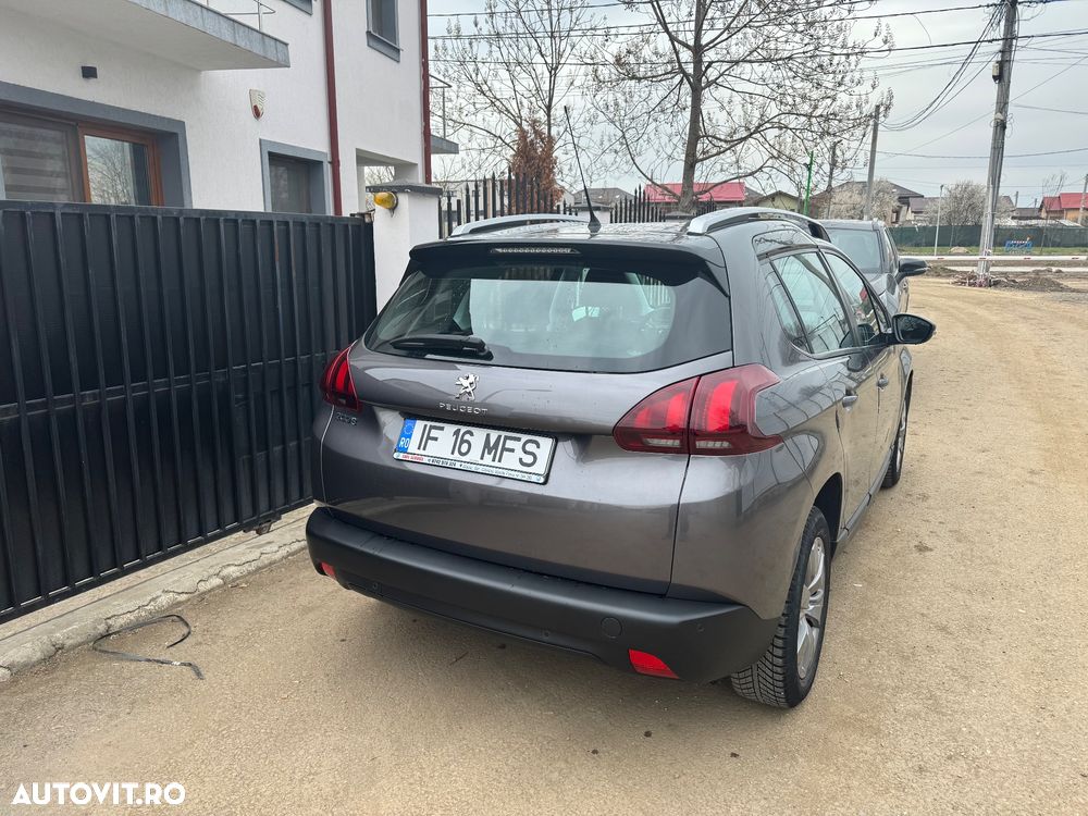 Peugeot 2008 1.2 PureTech Turbo EAT6 S&S Allure - 4