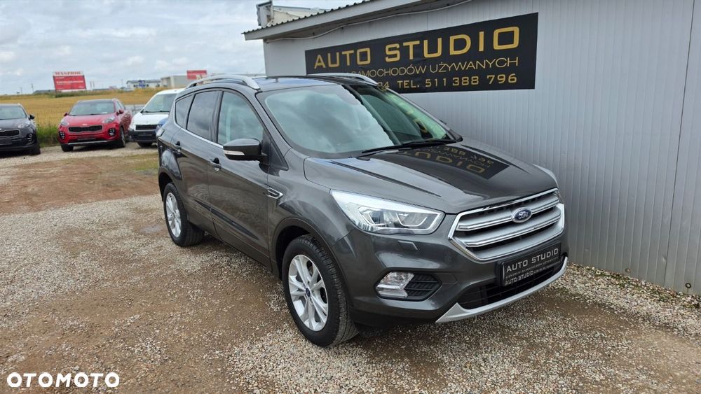 Ford Kuga 1.5 EcoBoost 2x4 Titanium - 2
