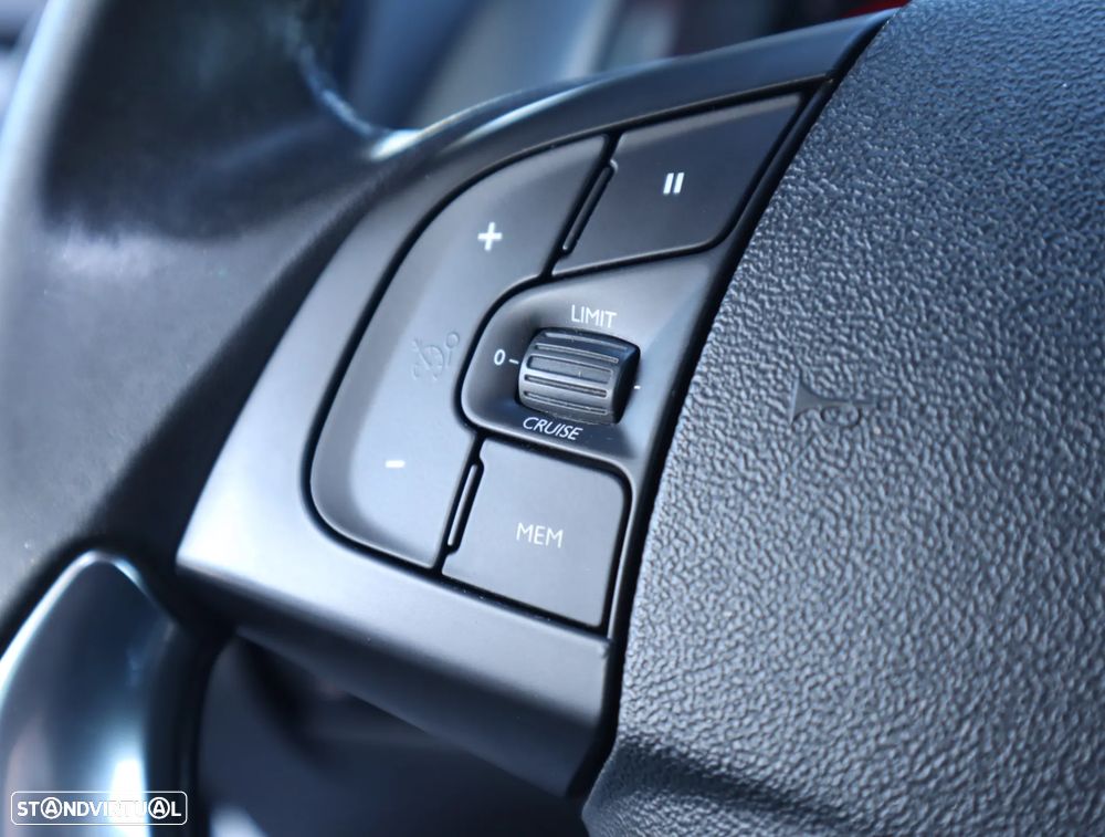 Citroën DS5 1.6 BlueHDi So Chic - 36