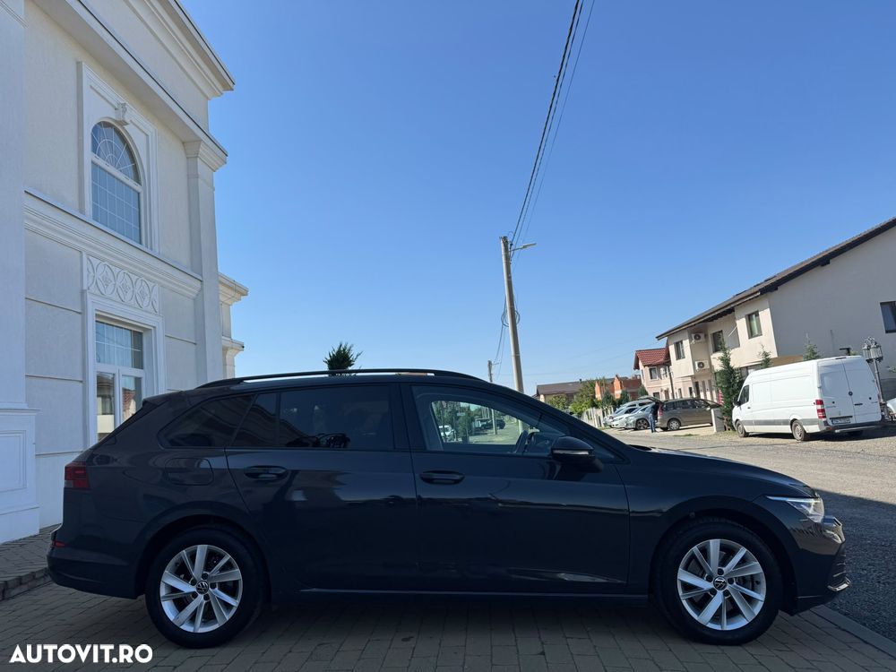 Volkswagen Golf - 24