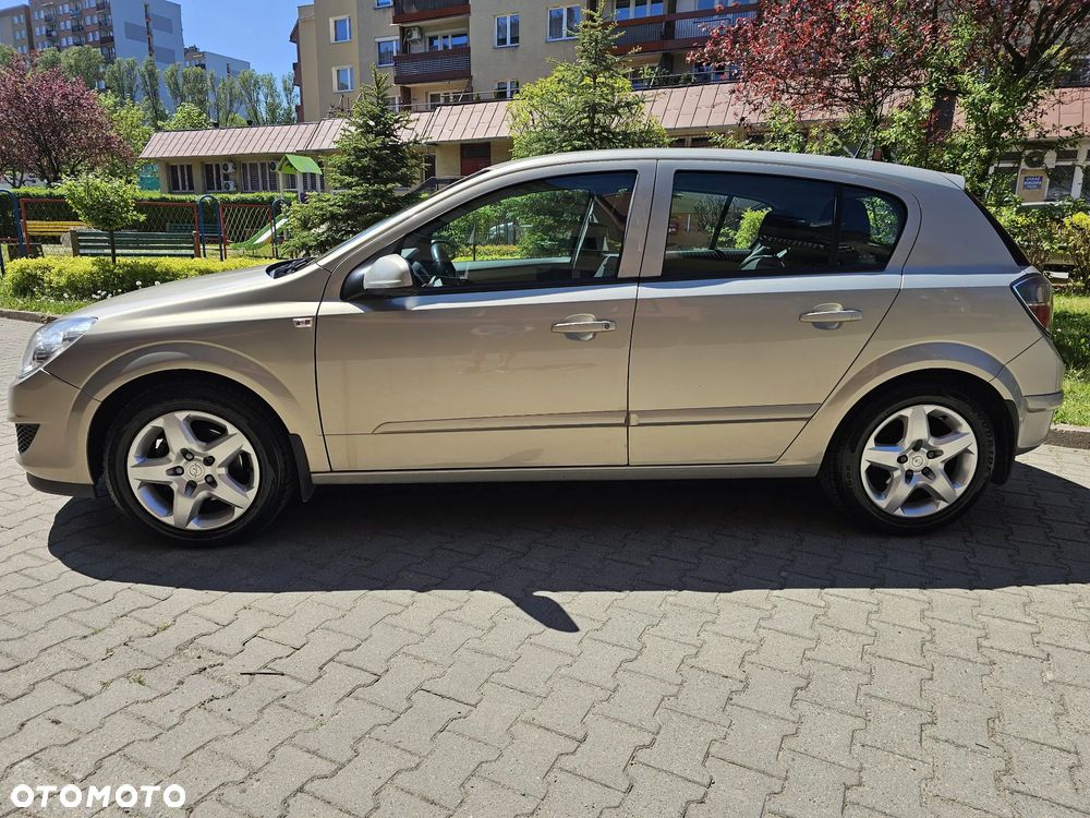 Opel Astra 1.6 Enjoy - 3