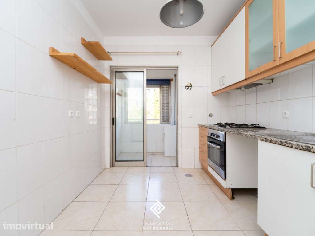 Apartamento T1+1 para arrendar na Avenida do Pastor Joaquim Eduardo... - Grande imagem: 3/12
