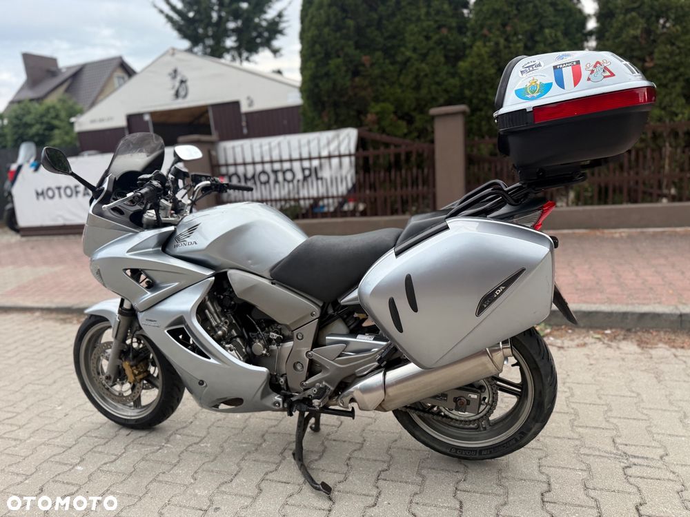 Honda CBF - 13