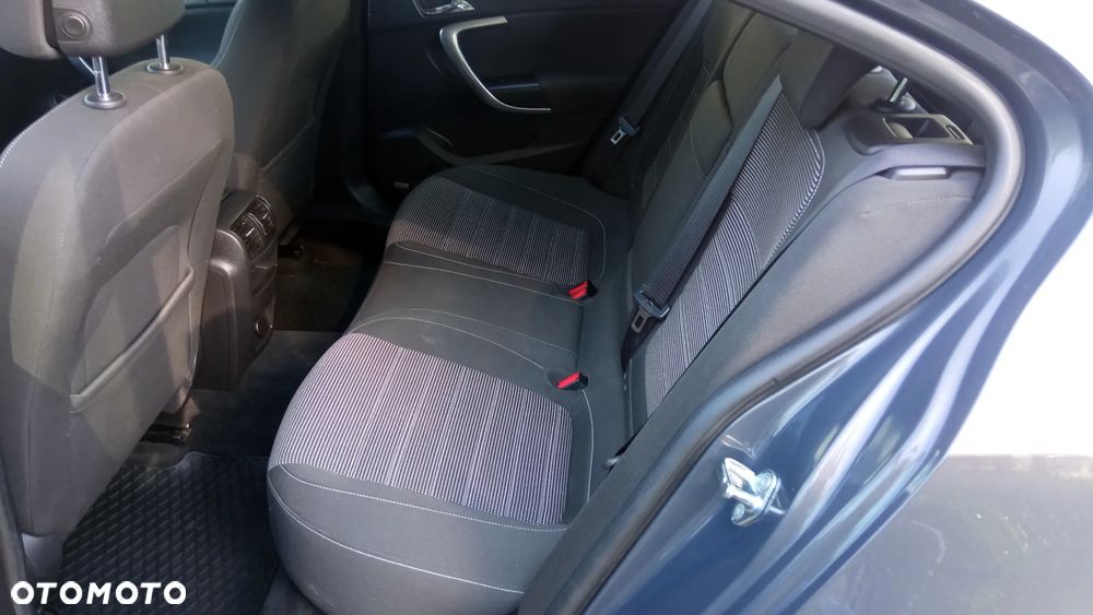 Opel Insignia - 16