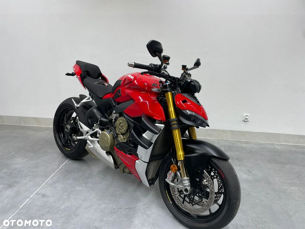 Ducati Streetfighter V4 - 4