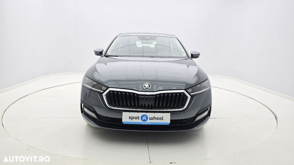 Skoda Octavia 2.0 TDI DSG Ambition - 2