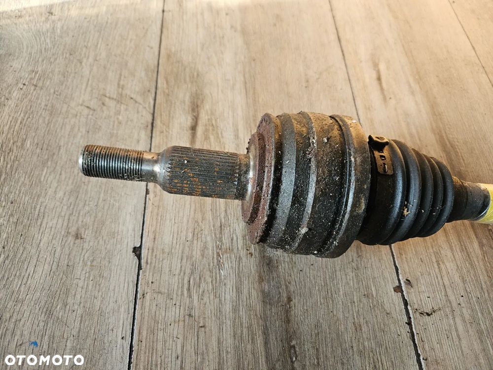 Półoś prawa tył tylna VW Transporter T5 T6 2,0 TDI 2012r 7E0501202 - 2