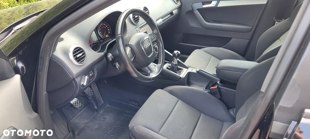Audi A3 Sportback 2.0 TDI DPF S line Sportpaket - 8