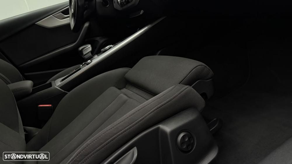 Audi A4 Avant 35 TDI Sport S tronic - 26