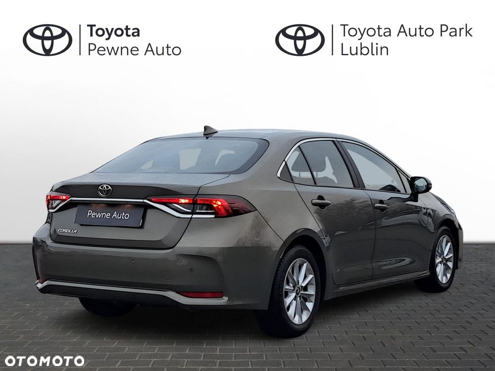 Toyota Corolla - 5