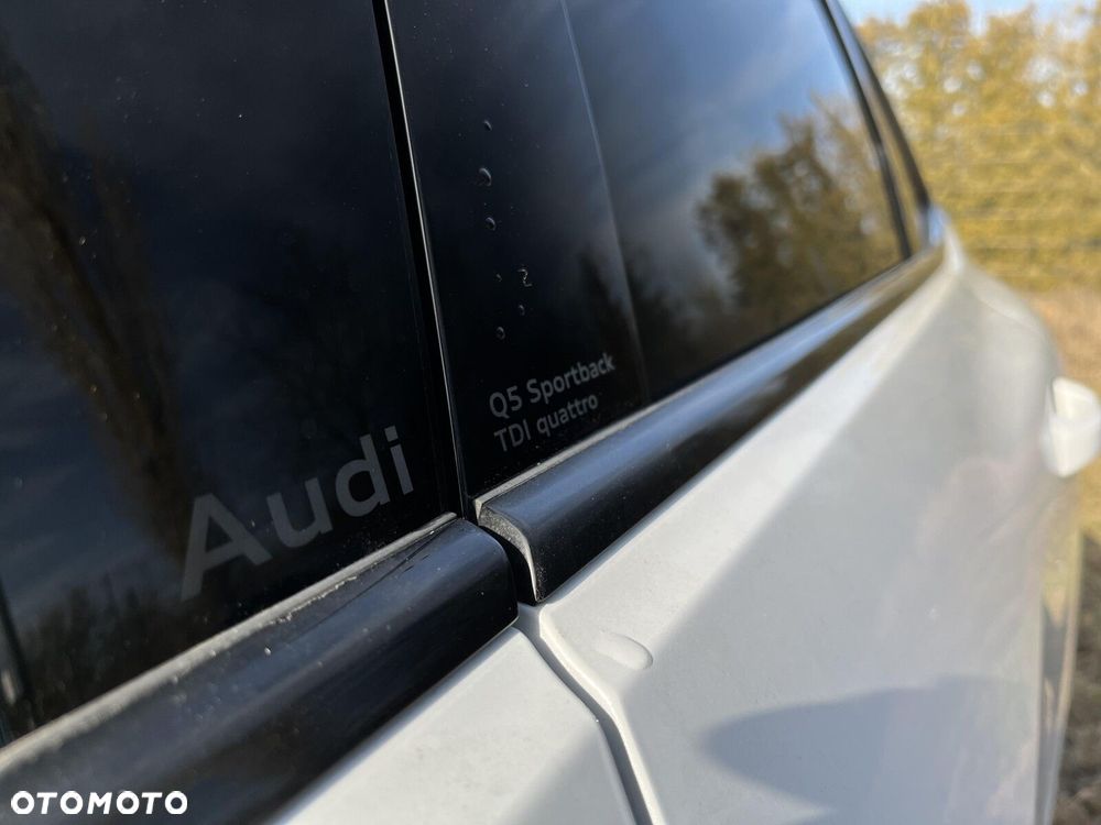 Audi Q5 Sportback - 11