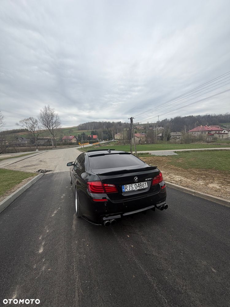 BMW Seria 5 535i Sport-Aut - 7