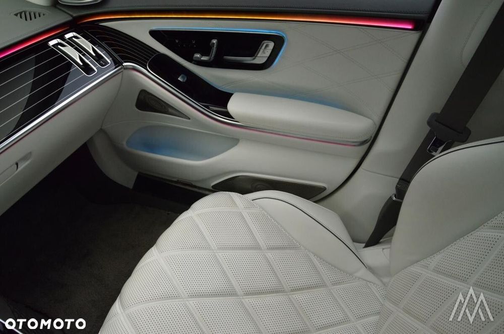 Mercedes-Benz Maybach Klasa S 680 4-Matic - 17