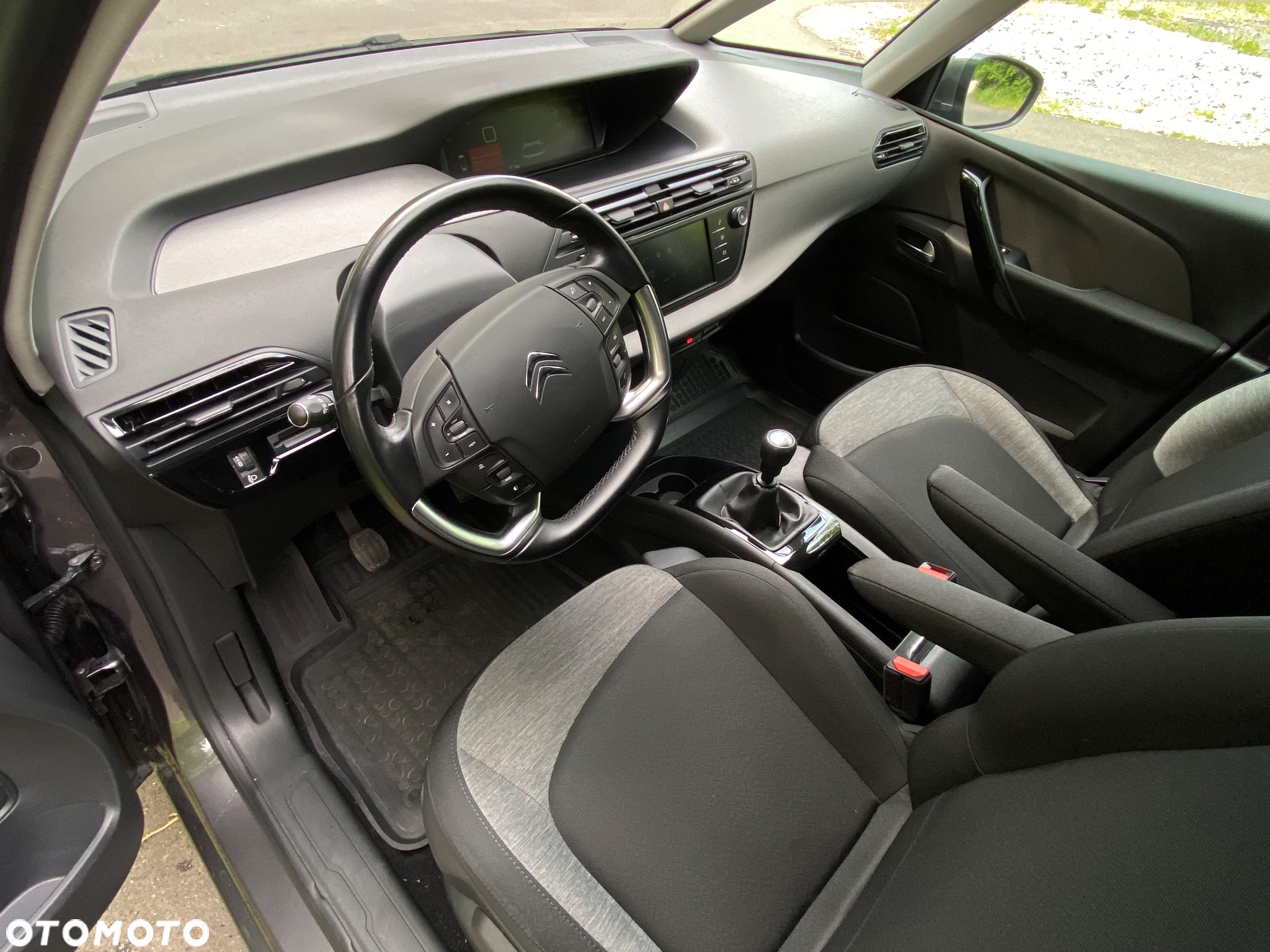 Citroën C4 Picasso PureTech 130 Stop&Start Exclusive - 17