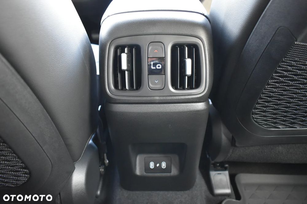 Hyundai Tucson 1.6 T-GDi HEV Platinum 2WD - 22