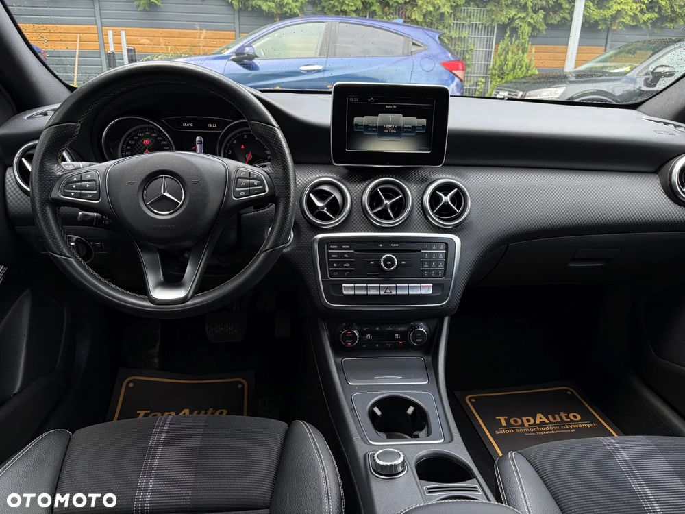 Mercedes-Benz Klasa A 200 7G-DCT Peak Edition - 34
