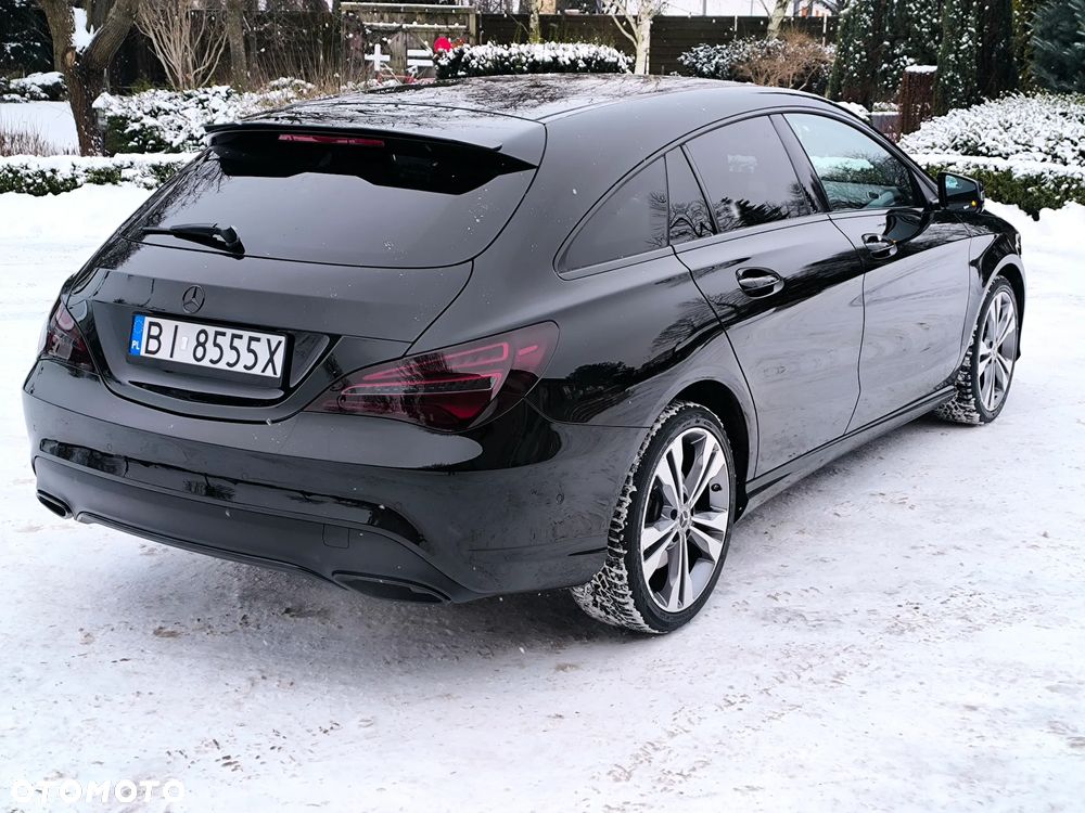 Mercedes-Benz CLA 220 4-Matic - 5