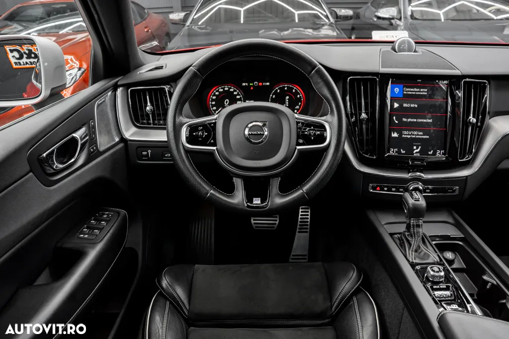 Volvo XC 60 T6 AWD R-Design - 10