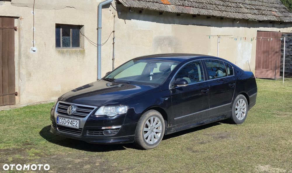 Volkswagen Passat 1.8 TSI Comfortline - 1