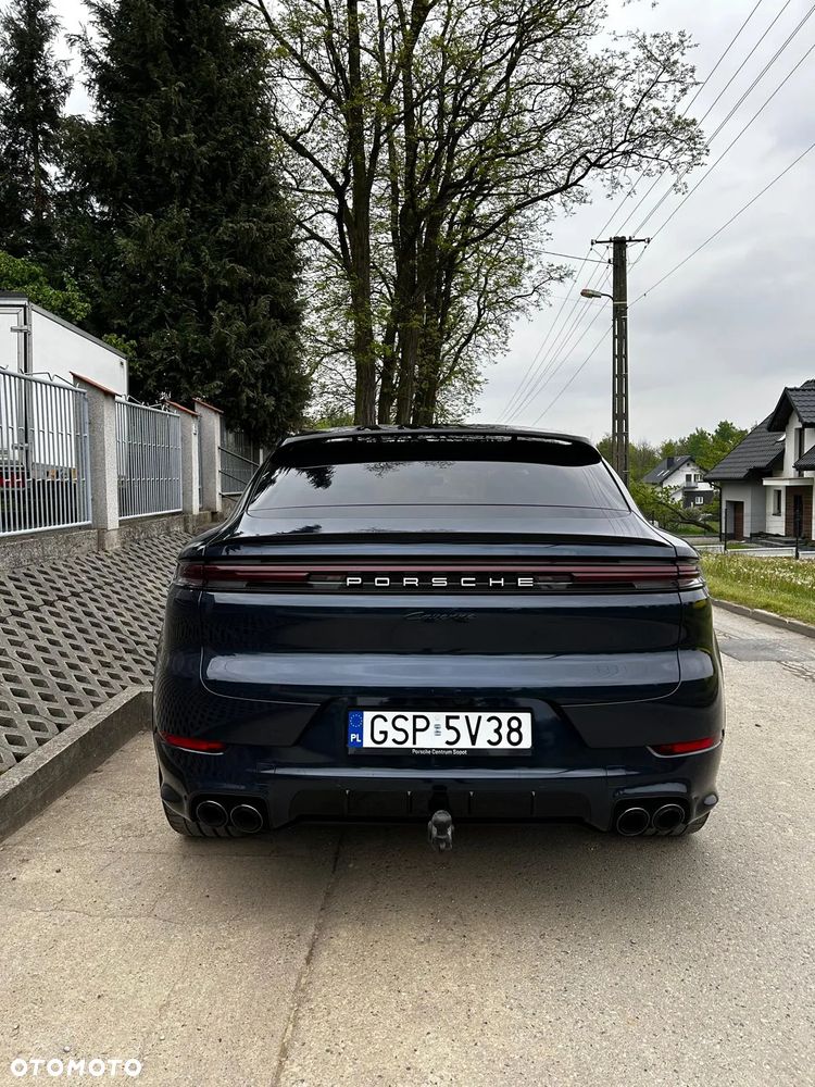 Porsche Cayenne Coupe E-Hybrid PHEV - 12