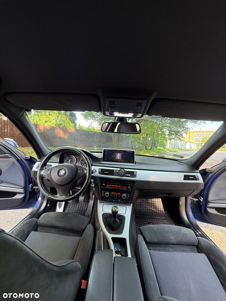 BMW Seria 3 320d - 13
