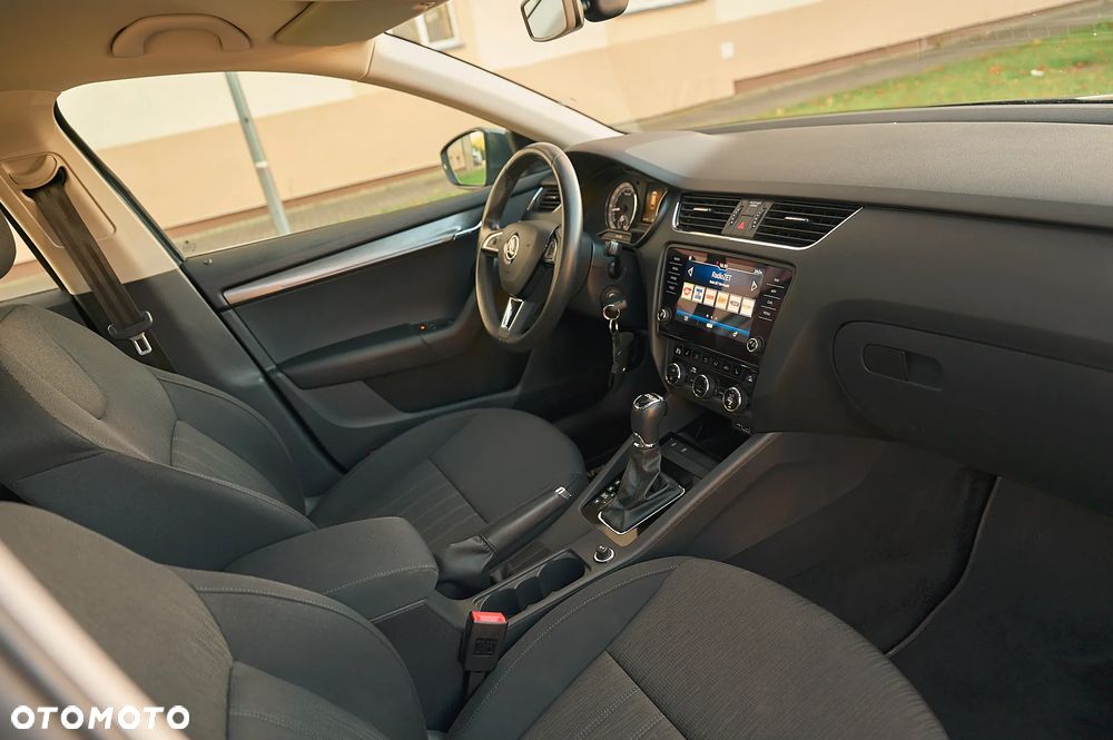 Skoda Octavia 1.6 TDI DSG Ambition - 20