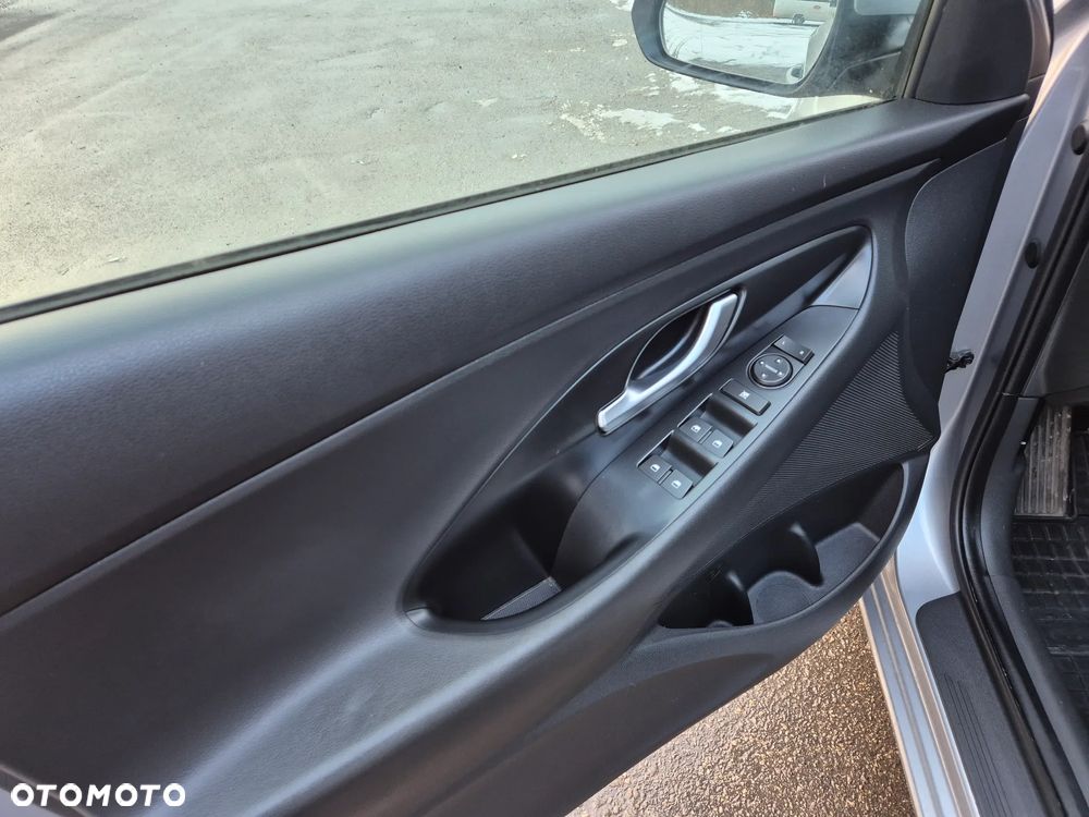 Hyundai i30 1.5 DPI Comfort - 17