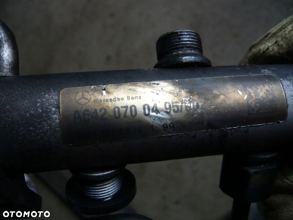 listwa wtryskowa mercedes w211 e klasa 3.0 cdi a6420700495/002 - 2