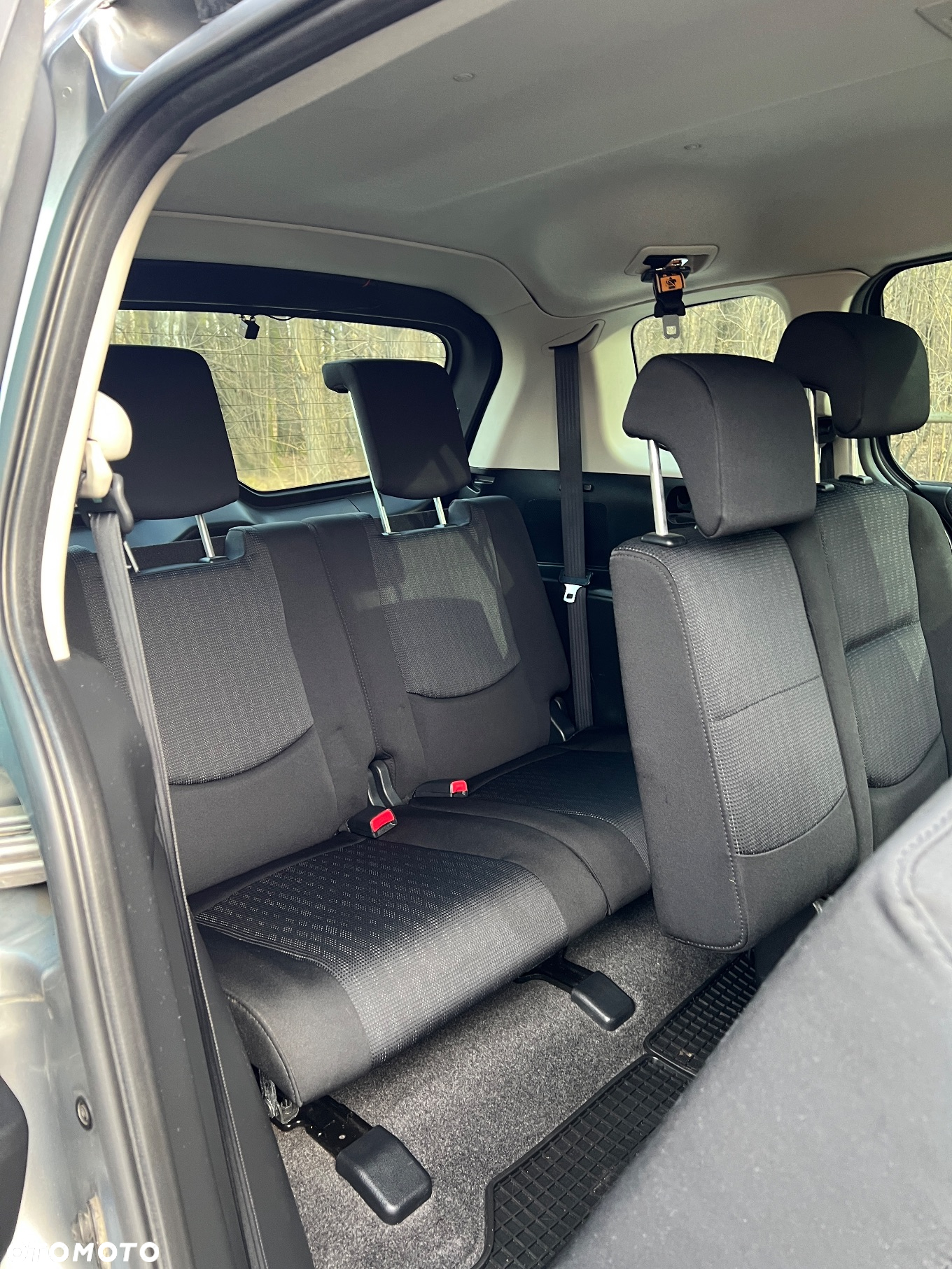 Mazda 5 1.8 Exclusive + - 7