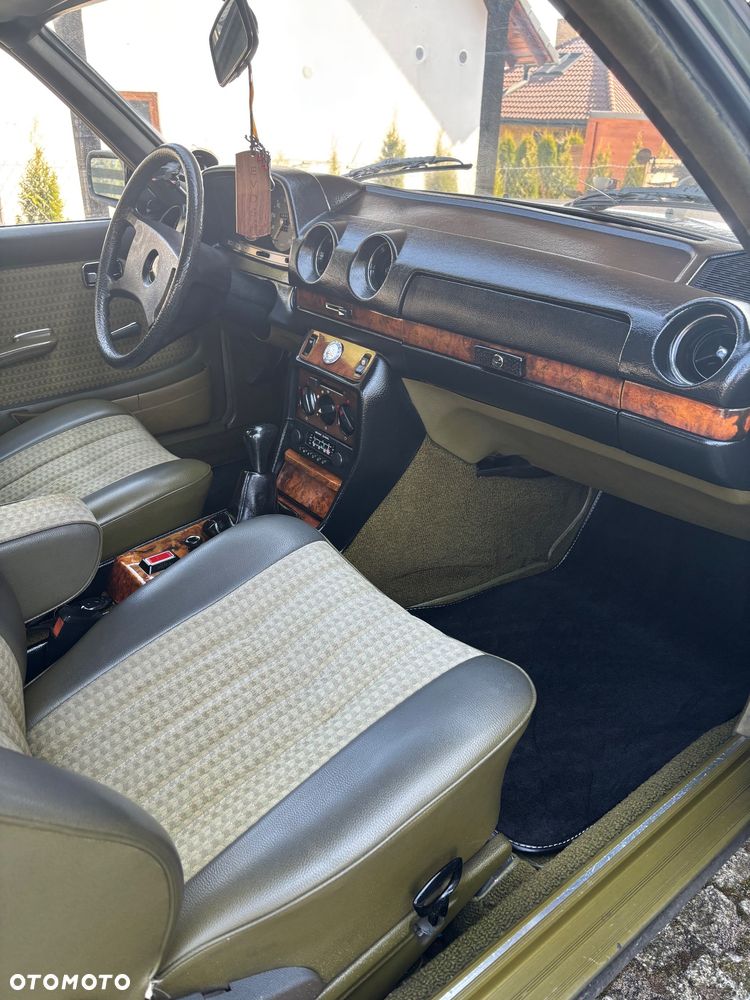 Mercedes-Benz W123 - 5