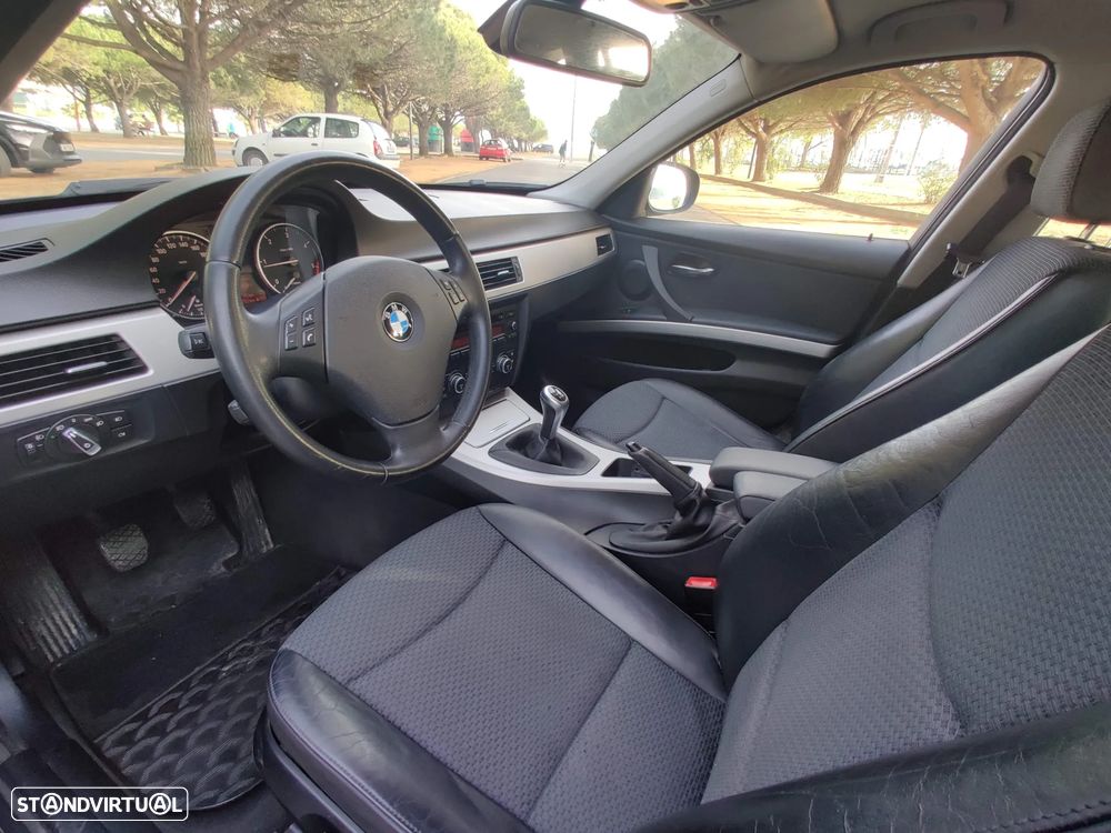 BMW 320 d Sport - 20