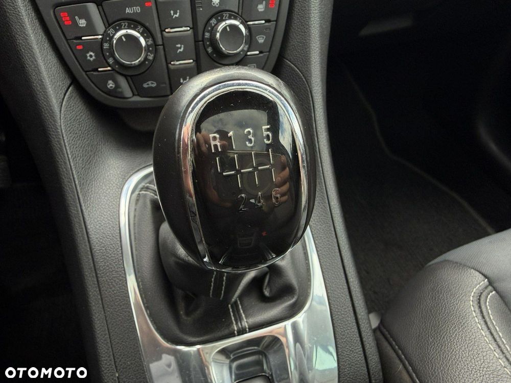 Opel Meriva 1.4 T Cosmo - 24