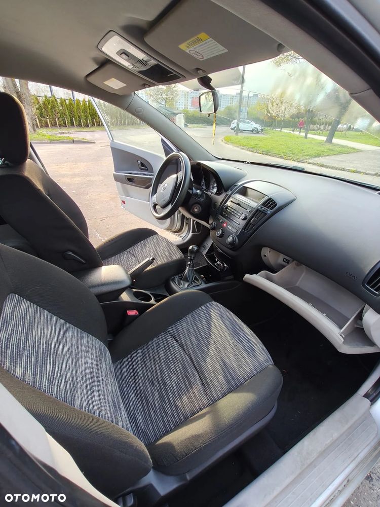 Kia Ceed 1.4 Comfort - 10
