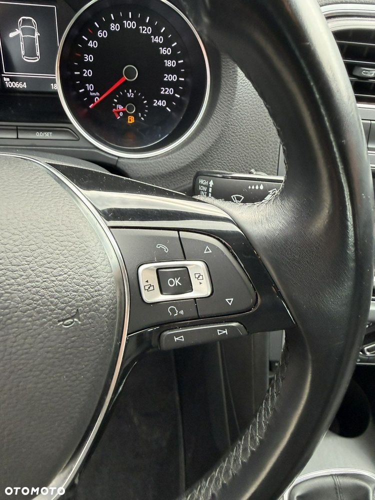 Volkswagen Polo - 23