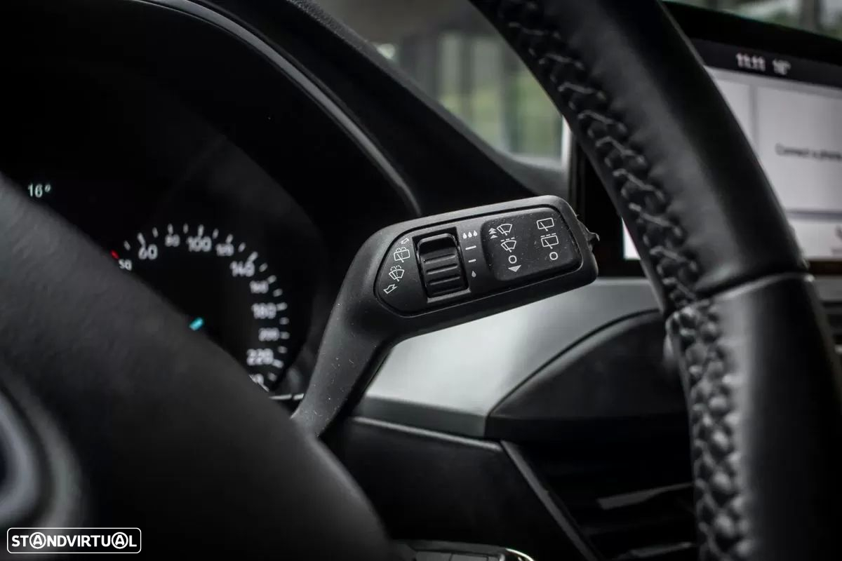 Ford Focus SW 1.0 EcoBoost Business - 17