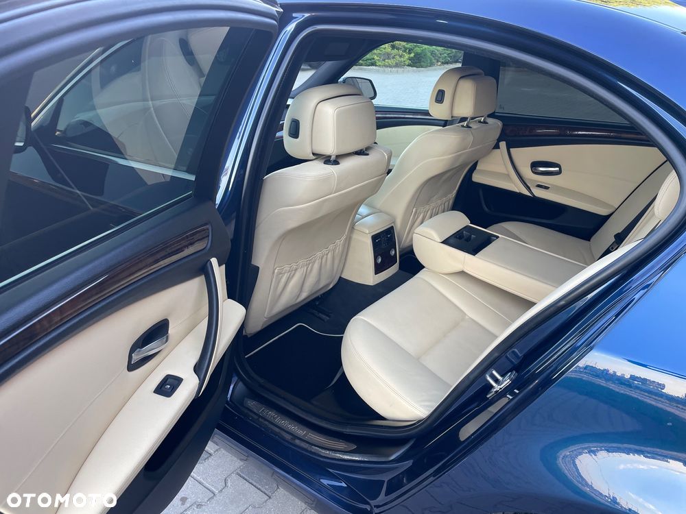 BMW Seria 5 - 17