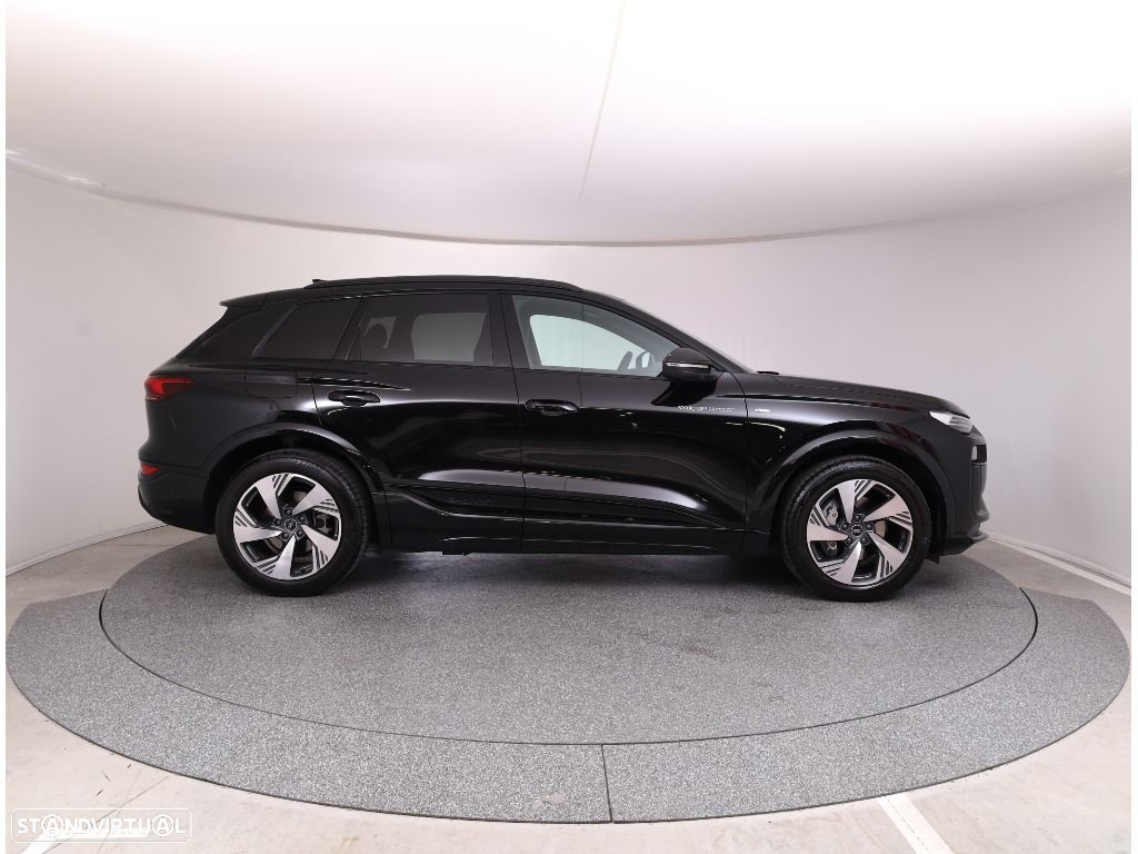 Audi Q6 e-tron 100 kWh Performance SE Business - 18