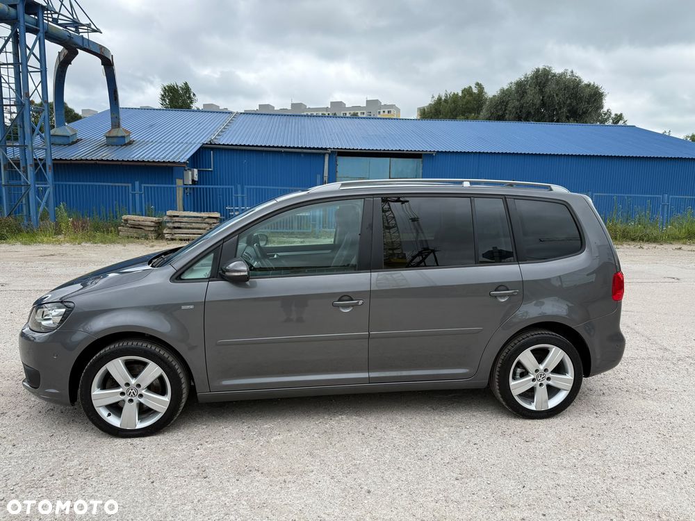 Volkswagen Touran 2.0 TDI DPF STYLE - 19