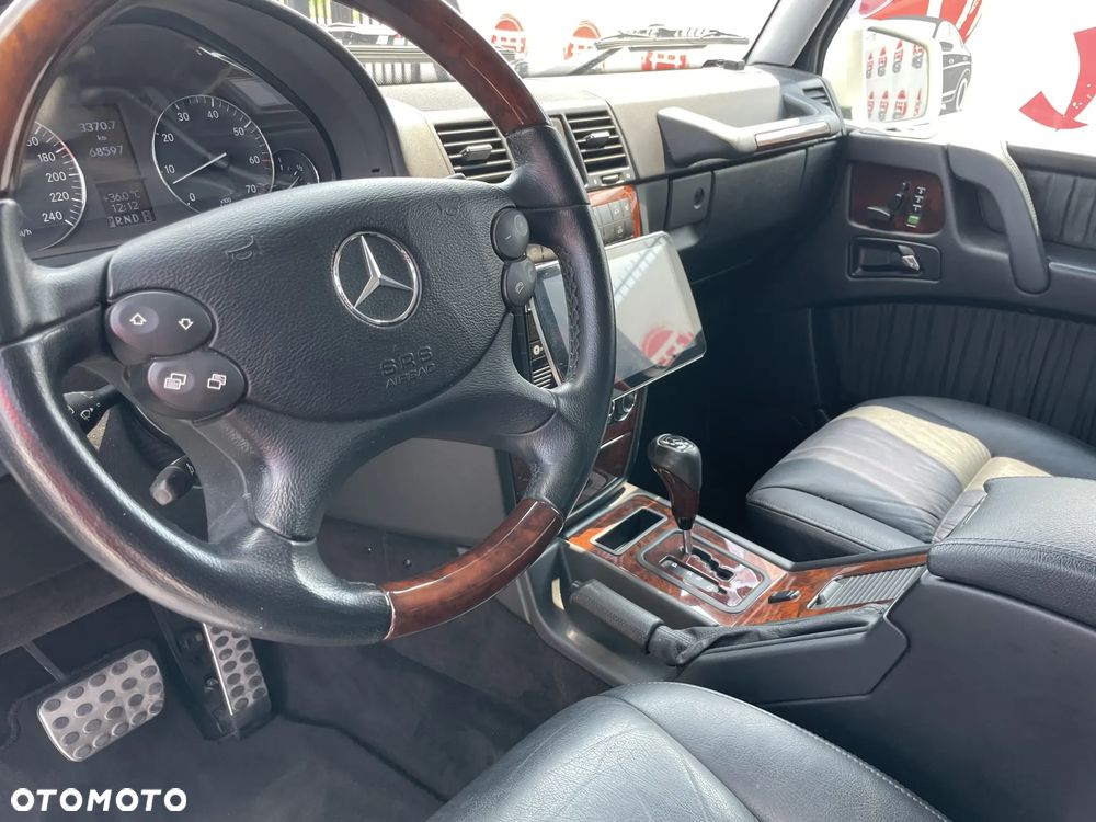 Mercedes-Benz Klasa G 500 L 7G-TRONIC - 22
