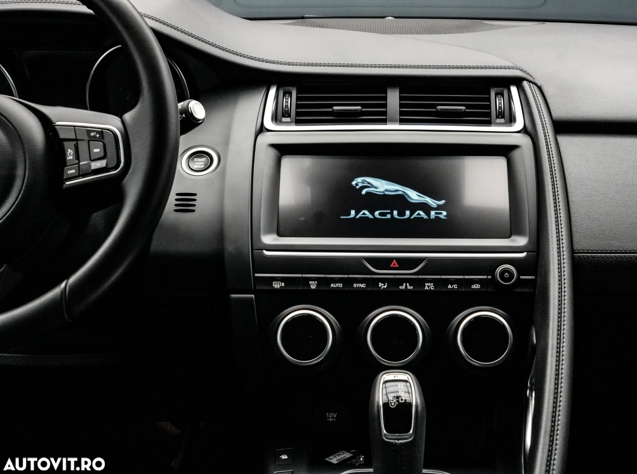 Jaguar E-Pace D150 AWD S - 19