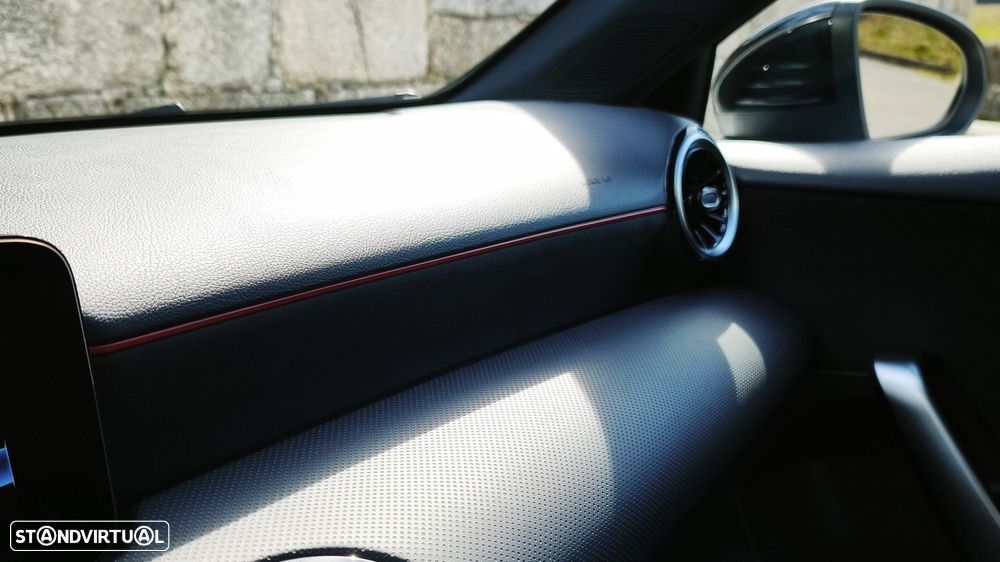 Mercedes-Benz A 250 - 42