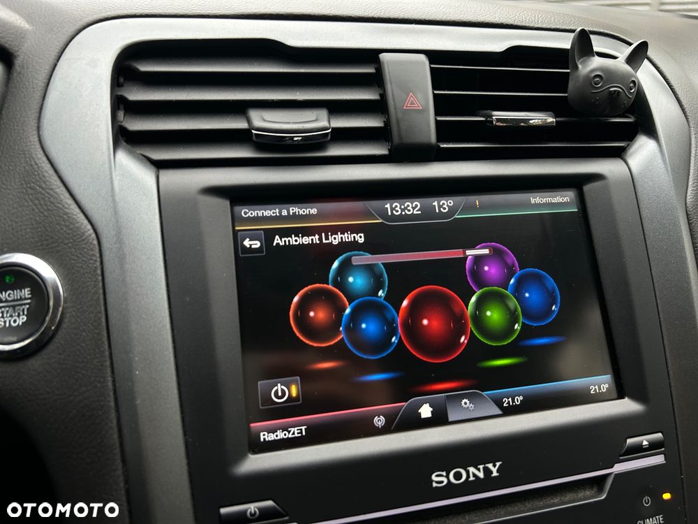 Ford Fusion 2.0 EcoBoost Titanium - 25