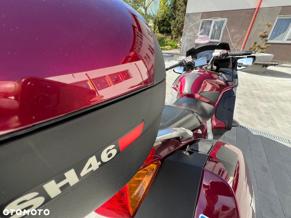 Honda ST - 6