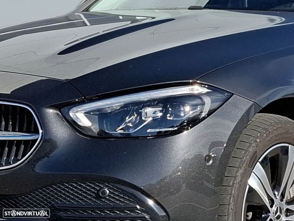 Mercedes-Benz C 300 e Avantgarde - 3