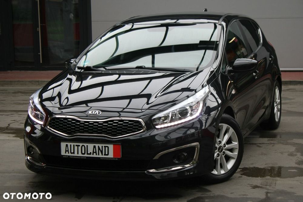 Kia Ceed 1.4 CVVT Dream-Team Edition - 36