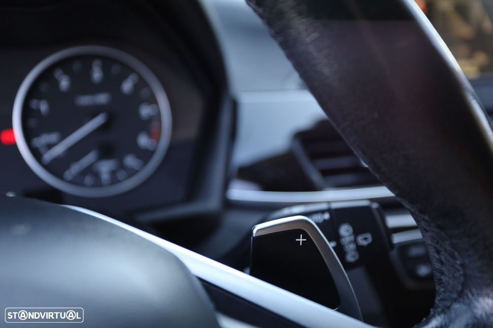 BMW X1 18 d sDrive Auto xLine - 17