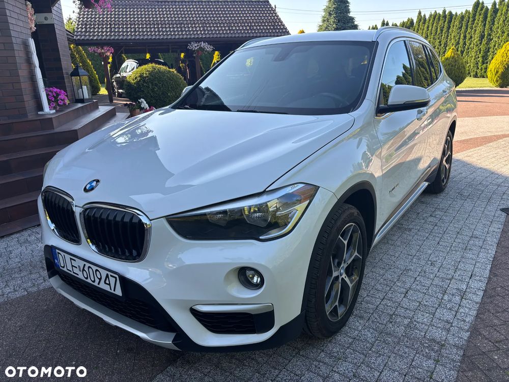 BMW X1 xDrive25i Advantage sport - 3